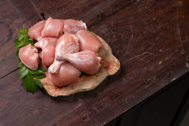 Poultry Chicken, for Cooking, Packaging Type : Live