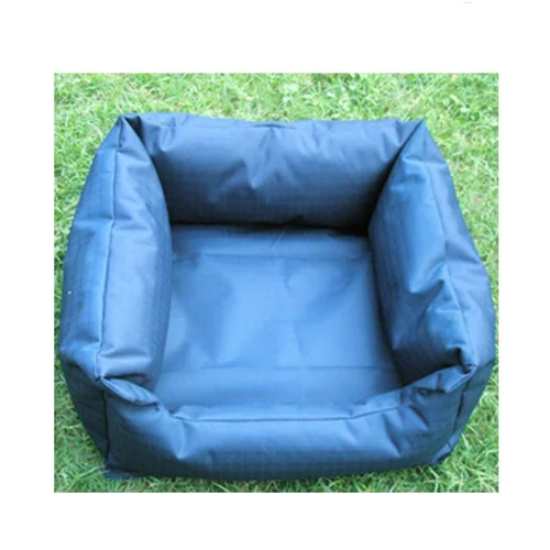 Blue Square Polyester Dog Bed, Pattern Plain at Rs 100 / Piece in Farrukhabad Khalique Sons