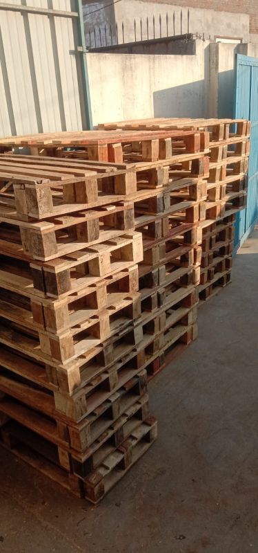 Wooden Pellet, Feature : Eco-friendly, High Combustion Efficiency, Low Ash Content