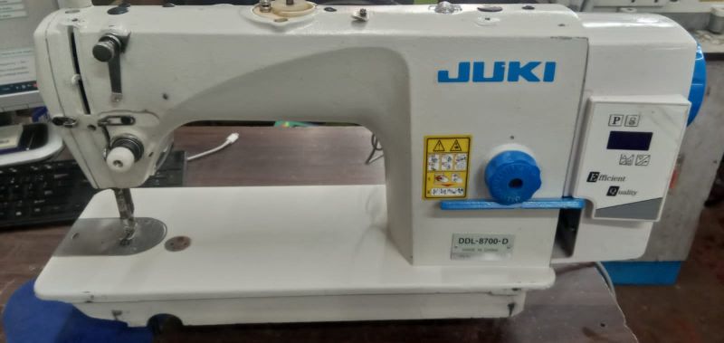 Old Direct Drive Sewing Machine For Textile Industry