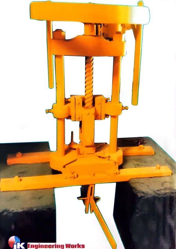 Polished 100-1000kg Piller Press, Capacity : 10-50kg/h, 50-100kg/h