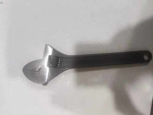 Adjustable wrench