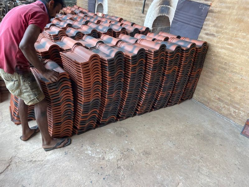 Roman Series Clay Roof Tiles, Feature Attractive Look, Durable at Rs