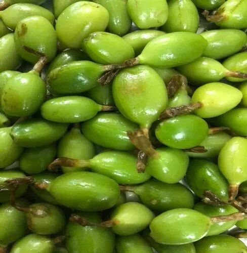 Natural Fresh Green Cardamom, Packaging Type : Plastic Packet