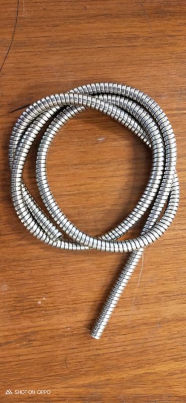Stainless steel double locking flexible conduit