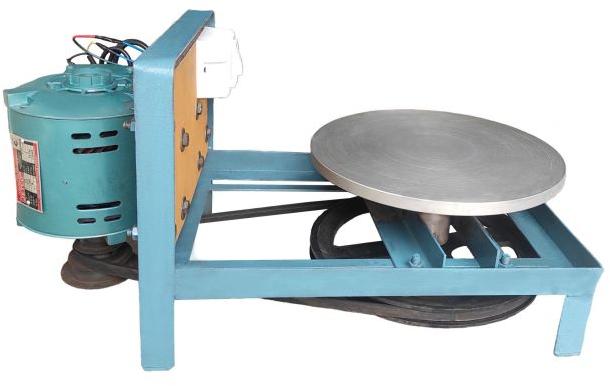 Semi Automatic S- 1215 Pottery Wheel Three Speed, Voltage : 220V