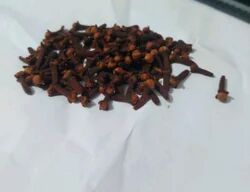 Whole Cloves, Packaging Type : Gunny Bag