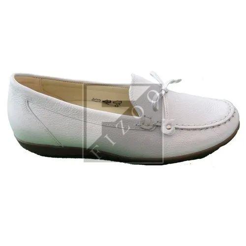250-300gm Ladies Loafer Shoes, Size : 8inch, 7inch, 6inch, 5inch