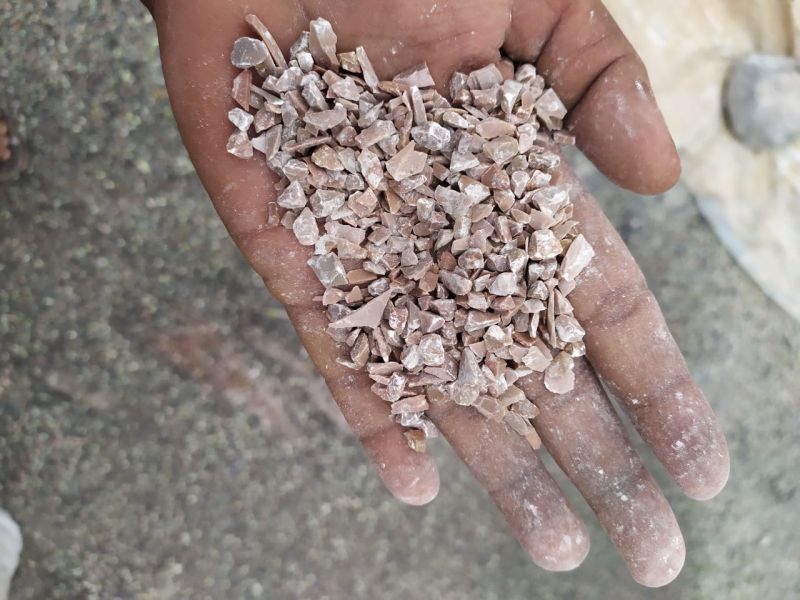 Pink Color Stone Chips