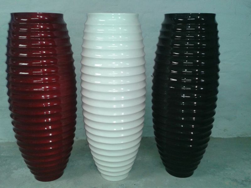 Round Polished Colored FRP Planters, for Decoration, Pattern : Plain