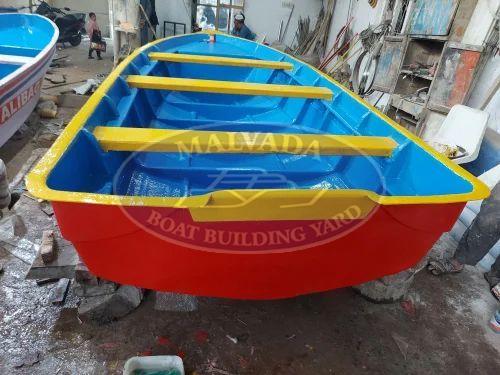 Manual Coated Fibre Fishing Boat, Fuel Type : Petrol, Loading Capacity :  0-500kg at Rs 75,000 / Piece in Junagadh