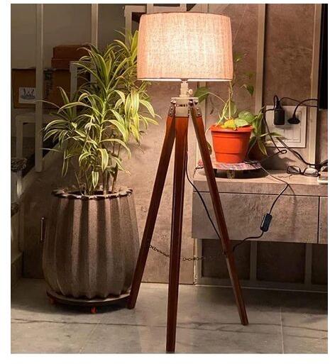 Floor Tripod Lamp