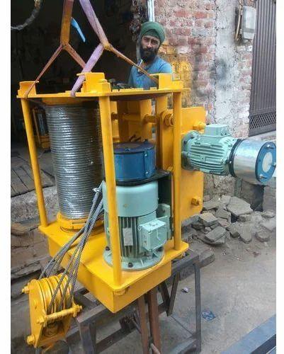 Yellow Electric Construction Wire Hoist, Surface Treatment : Coated