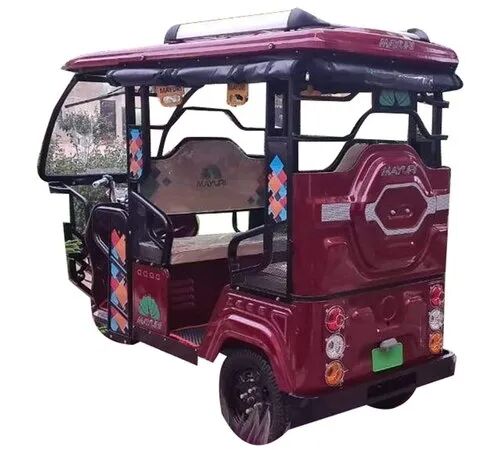 Mayuri Gold Rickshaw