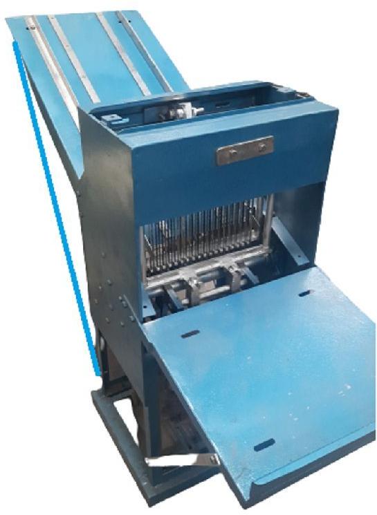 Semi-automatic Bread Slicer Machine
