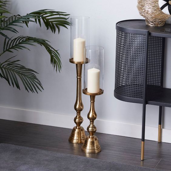 Plain Polished Metal Pillar Candle Stand, Technique : Machine Made