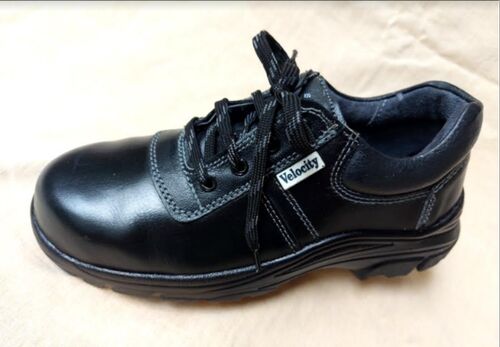 Nitrile rubber safety shoes