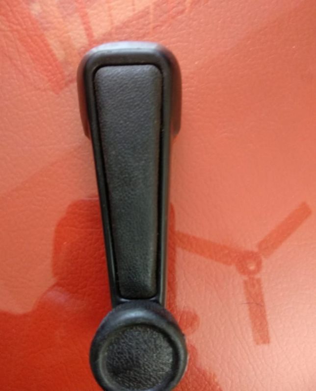 Tata 407 Rg Handle Black, For Truck Doors, Feature : Perfect Strength, Durable