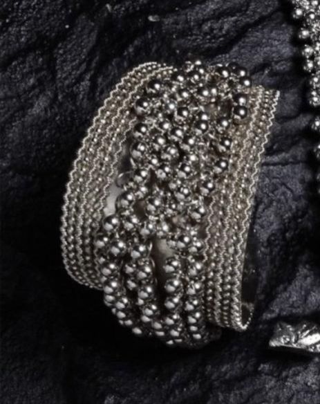 Polished Silver Oxidised Ghungroo Bracelet, Packaging Type : Velvet Box