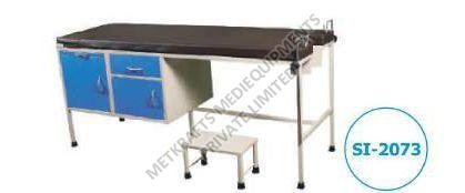 SI-2073 Hospital Examination Couch, for Health Centers, Feature : Best Quality, Comfortable, Easy To Use