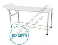 Polished Metal SI-2074 Hospital Examination Table, Shape : Rectangular