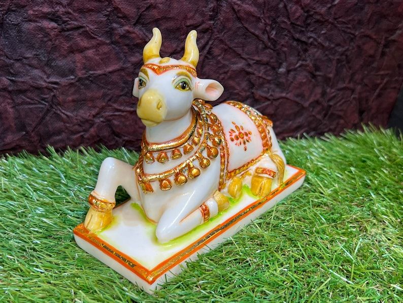 Best Polished Nandi Marble Statue, For Home Temple Garden Office, Style : Natural