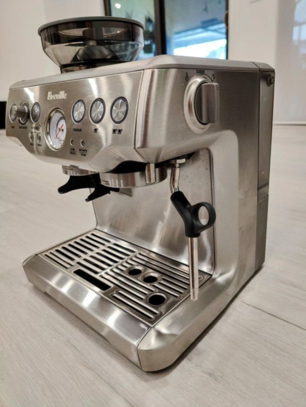 Breville BES870XL Barista Express Espressomaschine