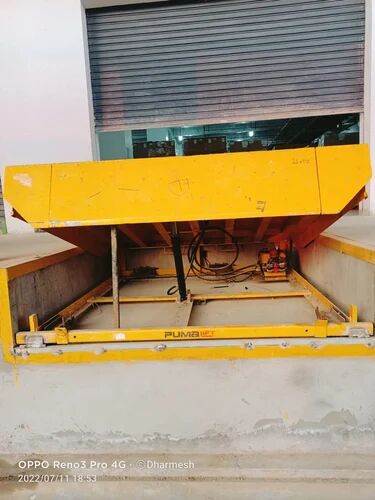 Mild Steel Hydraulic Dock Leveler, Capacity : 15000 Kg