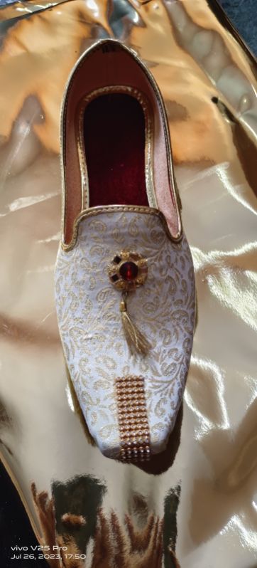 sherwani jutti loafer