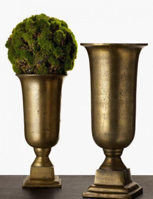 Polished Metal Decorative Flower Vase, for Attractive Design, Rust Free, Pattern : Plain
