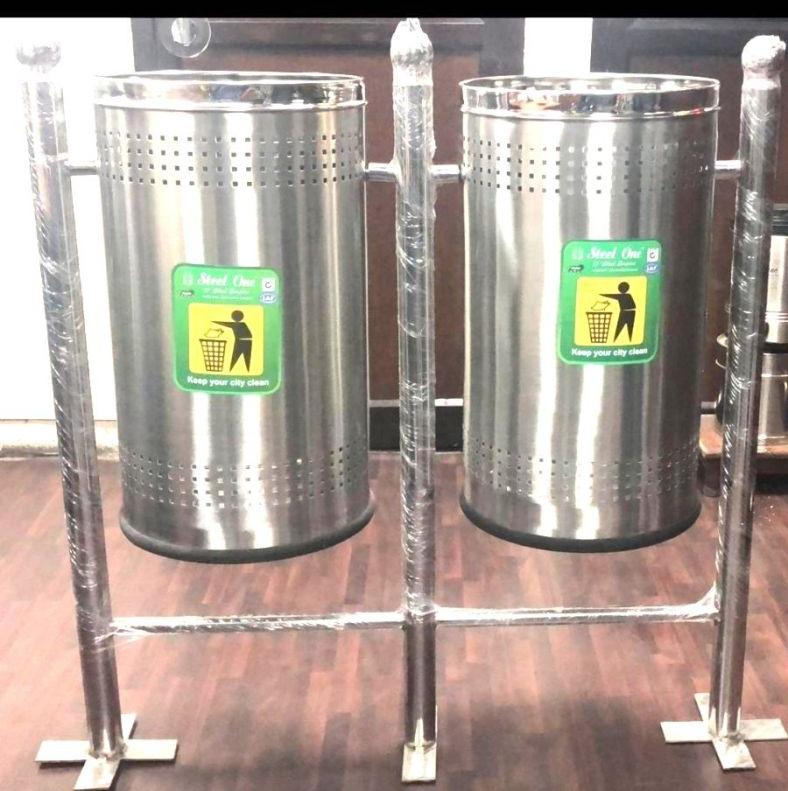 Stainless Steel Swing Dustbin