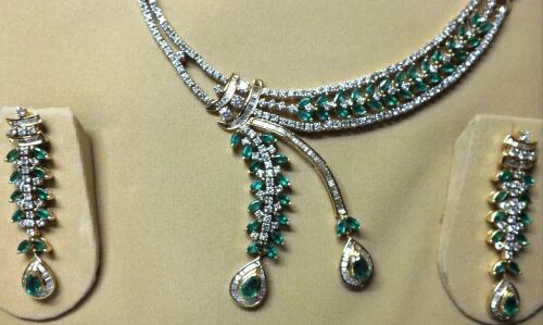 Emerald Necklace Set, Occasion : Party Wear