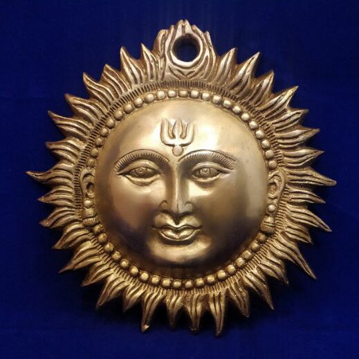 Golden Round Plain Brass Sun Statue, for Interior Decor, Religious Purpose, Packaging Type : Carton Box