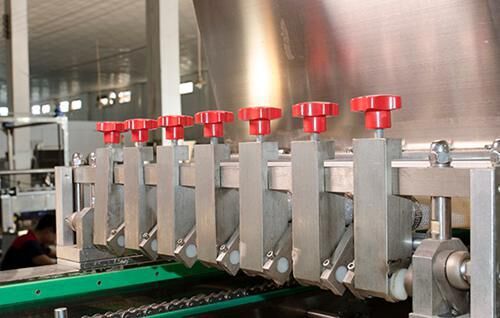 Servo Dough Depositor For Snack CakesYuFeng