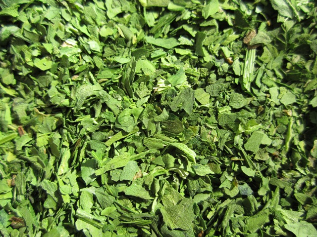 Drying Dehydrated Spinach Flakes, Certification : FSSAI