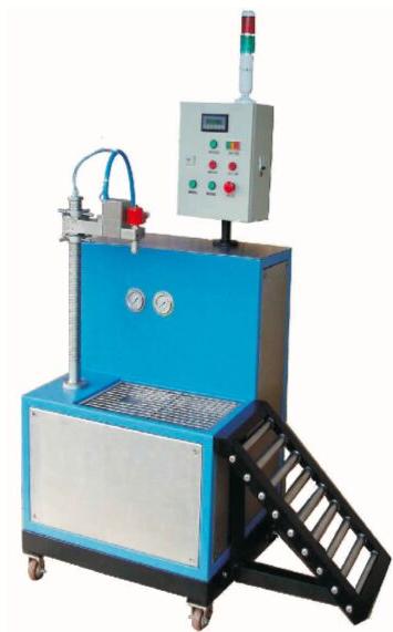 Series 6710 Standard Liquid Filling Machine