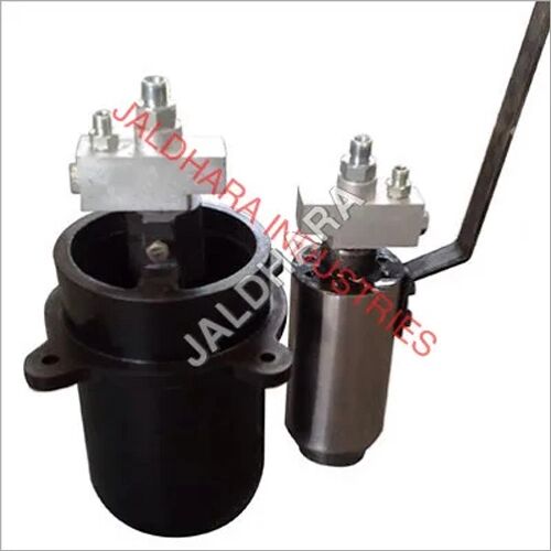 Mechanical 200-400kg Mild Steel Bitumen Sprayer Burner, For Industrial, Color : Black, Blue, Brown