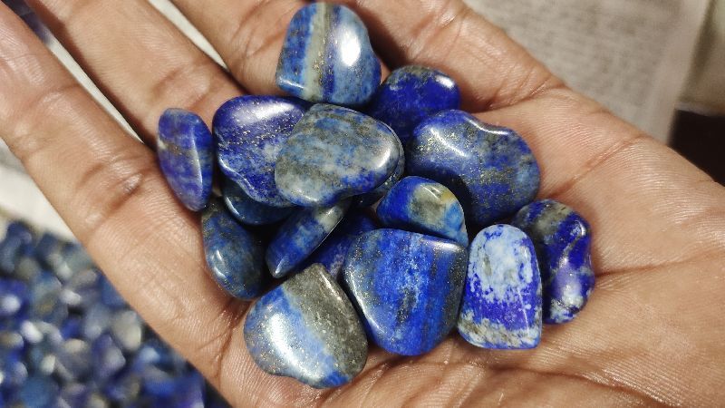 blue stone lapis lazuli heart pendant