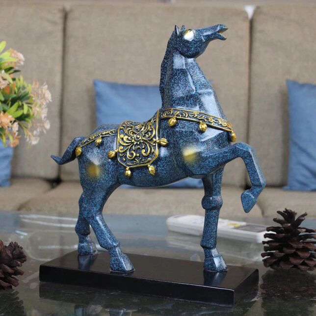 Marching Horse statue