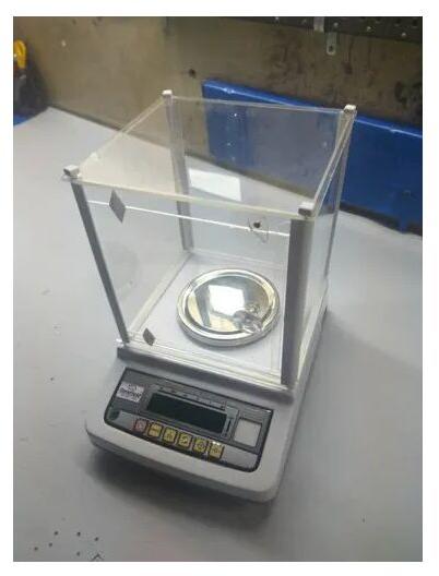 Analytical Scale, Display Type : Digital