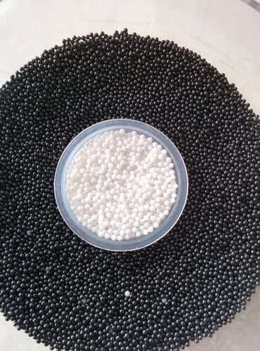 Zirconium Beads, Hardness : Minimum 1200 HV1