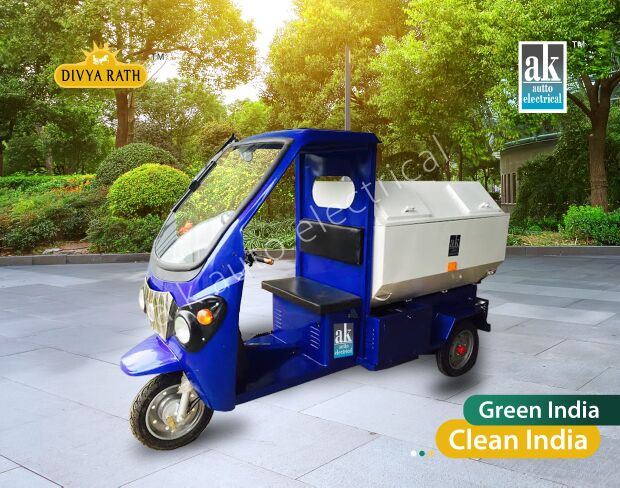 Battery operated garbage loader with load capacity up to 1 t