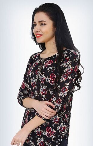 Long Island 3/4 Sleeve Floral Beautiful Top