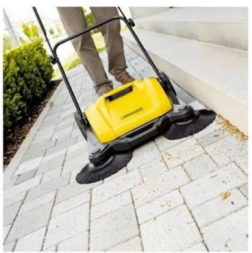 Karcher Manual Sweeper