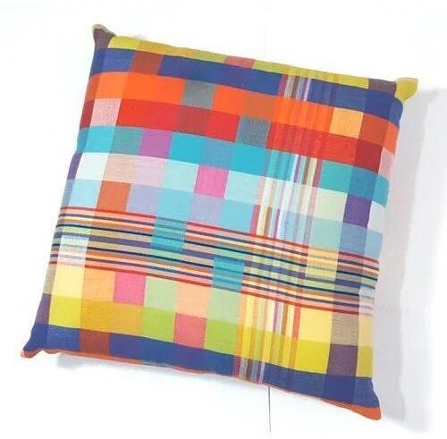 Cotton Yarn Dyed Cushion, Pattern : Checked at Rs 240 / Piece in