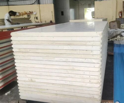 Plain PUF wall panel, Density : 45 kg/m3