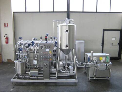 Automatic Milk Pasteurization Plant, Capacity : 2500 Litres/hr