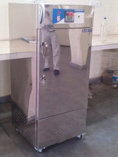 Stability Chamber, Voltage : 230 V