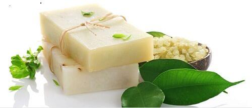 Aloe Vera Glycerin Saffron Soap, Feature : Basic Cleaning