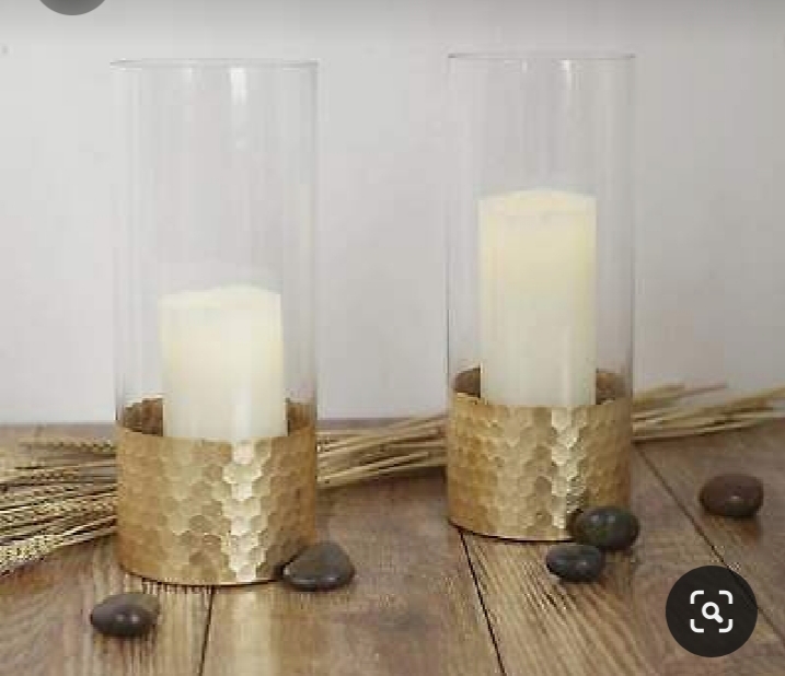 Round Polished Plain glass vases, for Home Decor, Hotel Decor, Restaurant Decor, Style : Antique